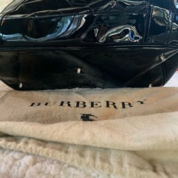 Burberry quilted patent leather large silver tone (price is firm) - Picture 11 of 12